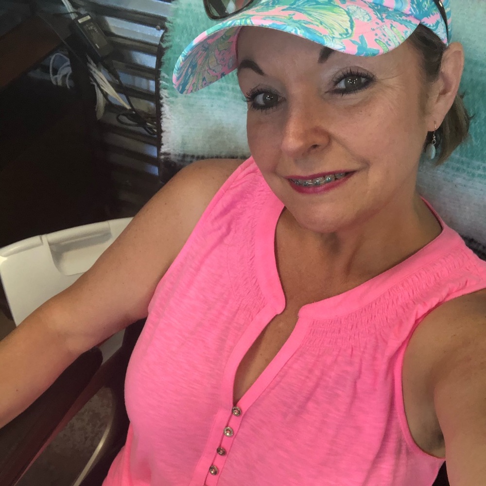 Meet your Posher, Paula